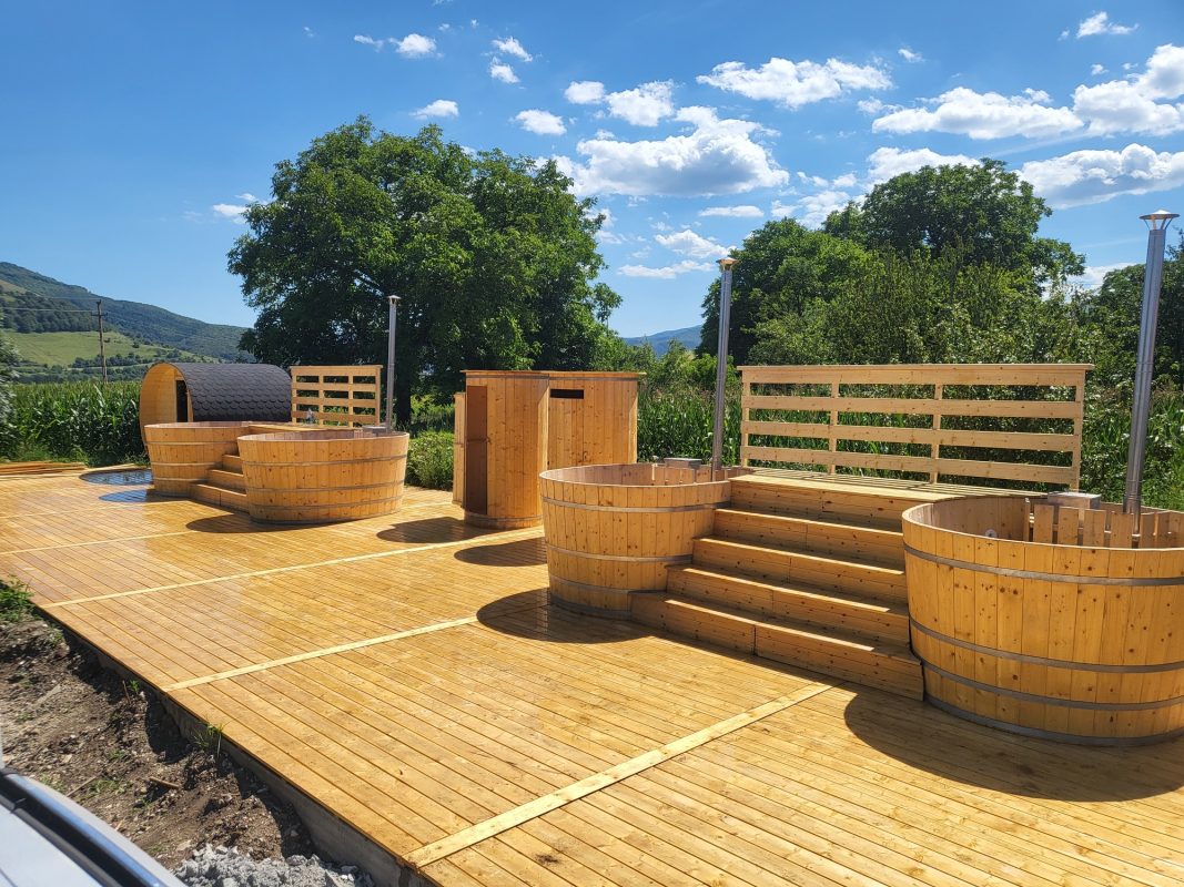 ciubar cu sauna din lemn