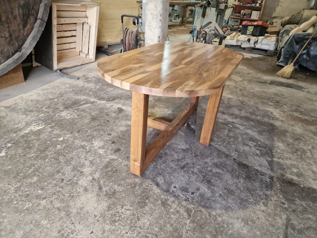 mobilier din lemn
