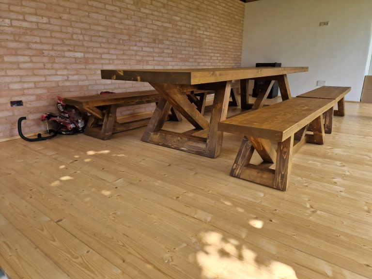 mobilier din lemn